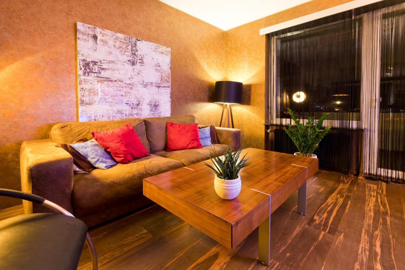 Apartment Special Retreat & Home-office & Workplace Basel