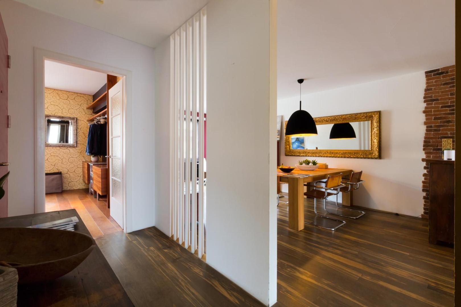 Special Retreat & Home-office & Workplace Apartment